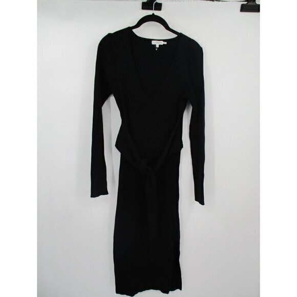 black fitted halter dress GLS Black Halter Neck Formal Dress - Fitted Evening Gown for Prom and Special Occasions main image 0
